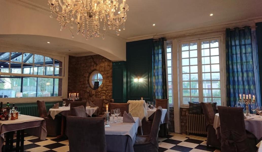 Logis Hotel Restaurant L'Auberge Normande Carentan Eksteriør billede